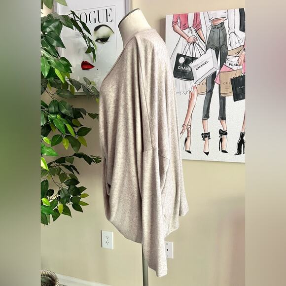 Anthropologie Self Contrast Soft Boho Knit Oversized Drapey Top Size Medium - Picture 4 of 7